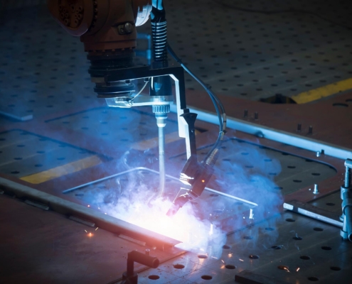 Automatic welding robot welding on steel plates